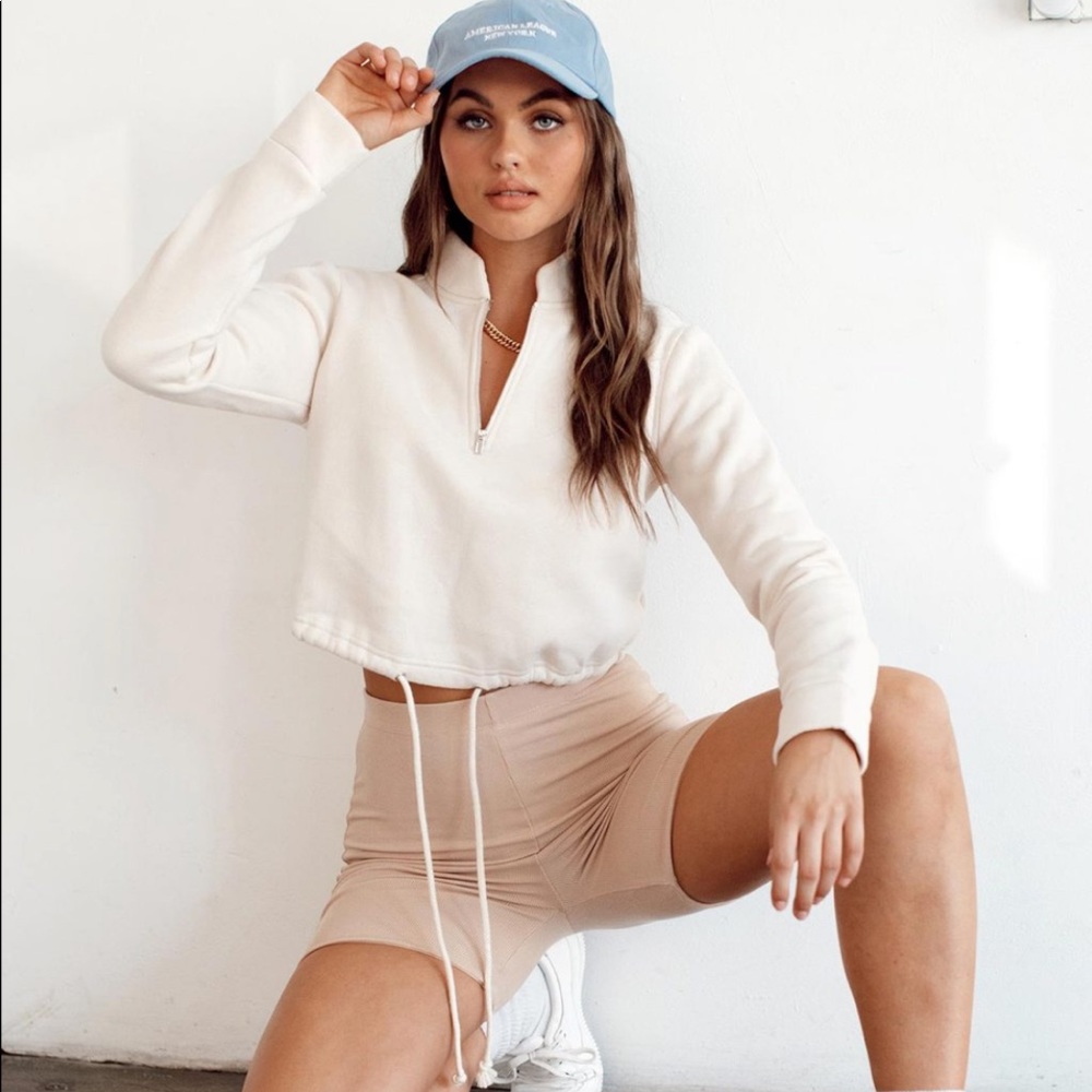 Brand new Princess Polly crop sweater!